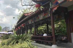 13新晃：当年湘黔公路边的大同旅社，现在是一个休息亭廊